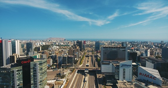 por que vivir en departamentos de surco mini ciudad